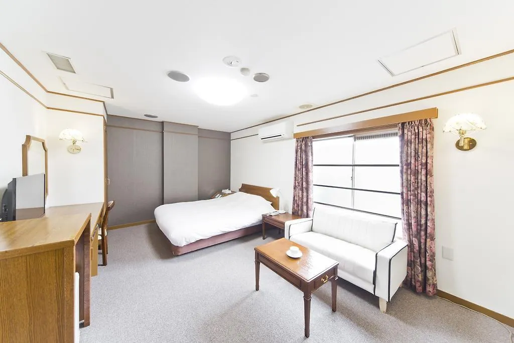 **  Shinjuku East Hotel Tokio Japonia